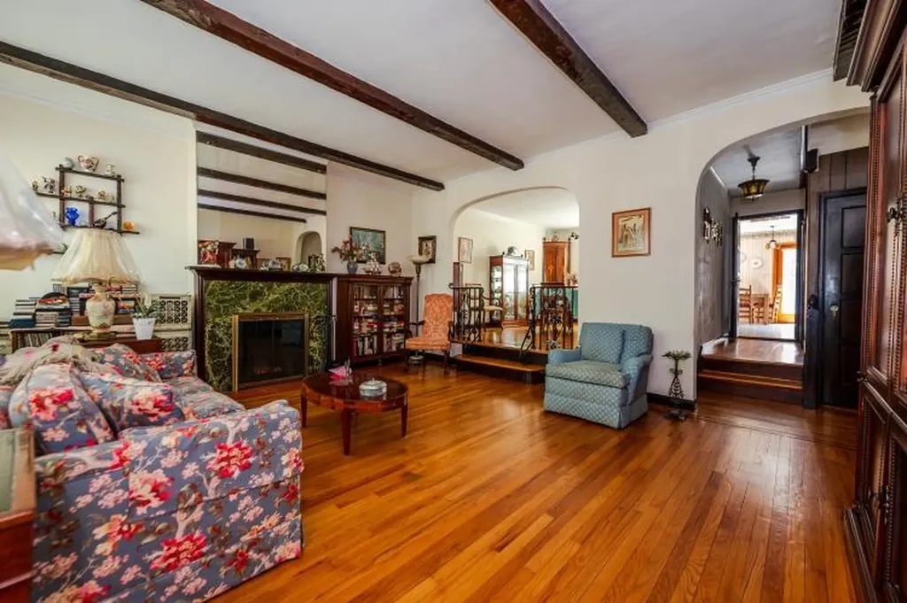 1783 Seminole Avenue Bronx NY 10461