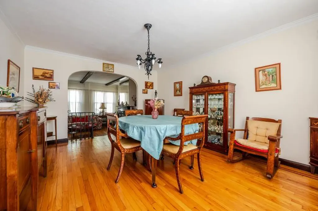 1783 Seminole Avenue Bronx NY 10461