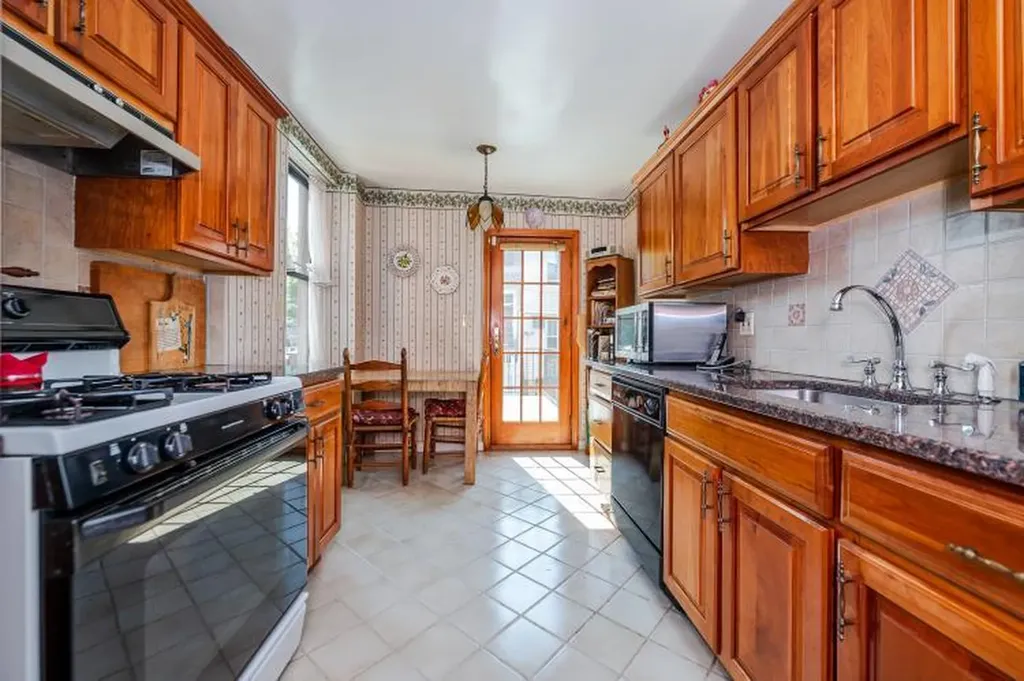1783 Seminole Avenue Bronx NY 10461