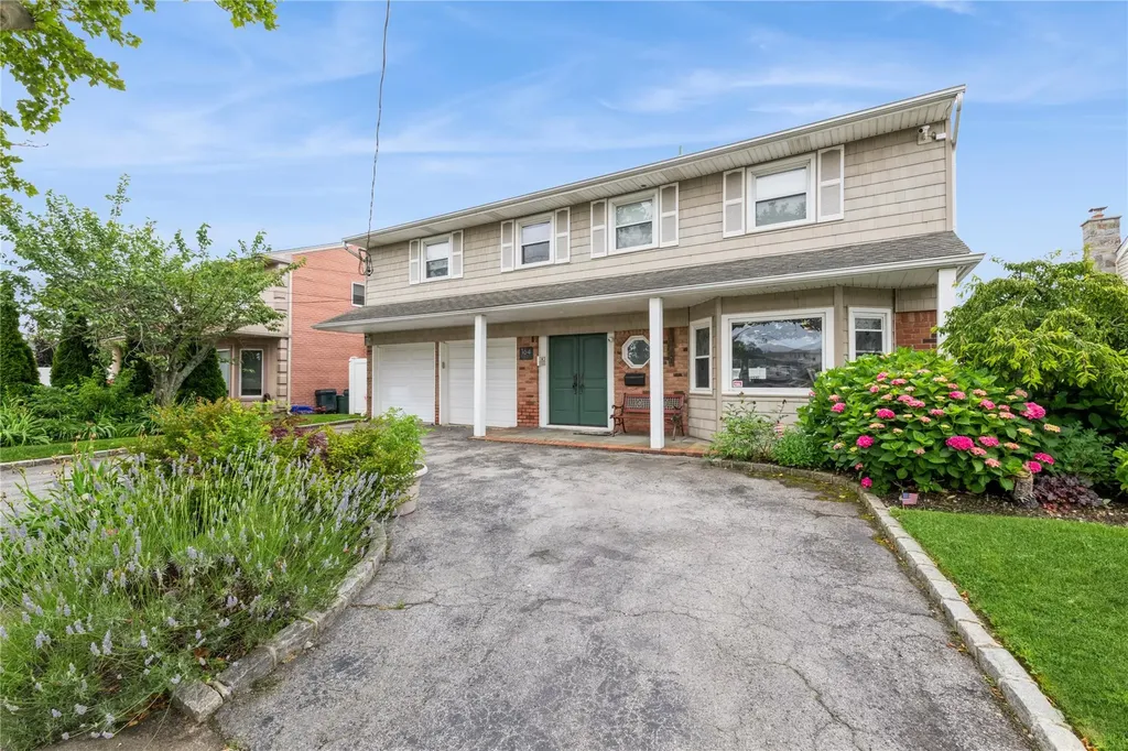 164 Jeffery Lane Oceanside NY 11572