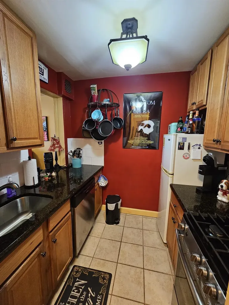 2750 Johnson Avenue Bronx NY 10463