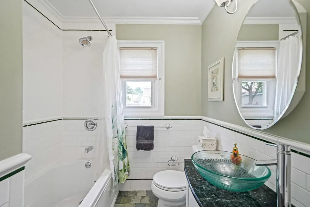 8 Bryant Street Bethpage NY 11714