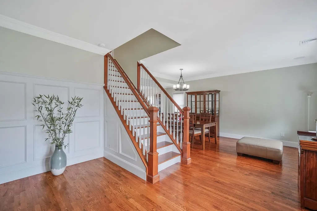 8 Bryant Street Bethpage NY 11714