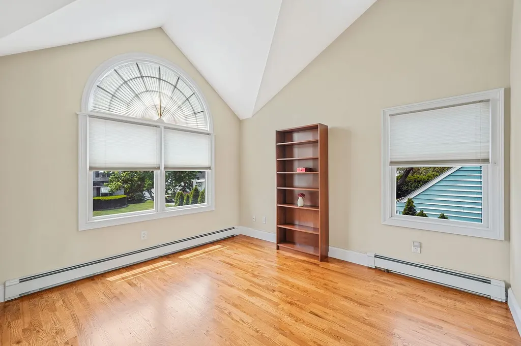 8 Bryant Street Bethpage NY 11714