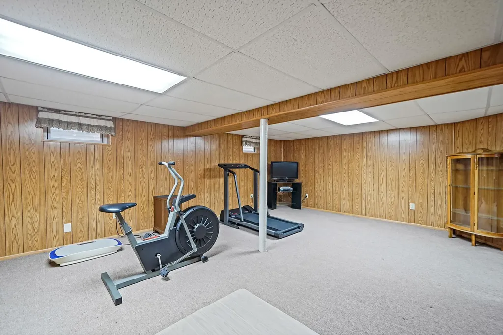 8 Bryant Street Bethpage NY 11714