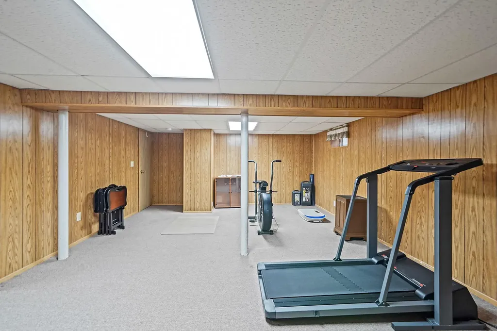 8 Bryant Street Bethpage NY 11714