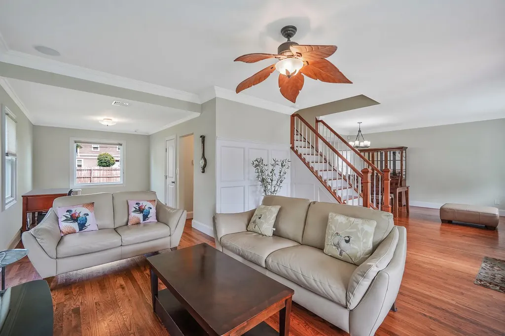 8 Bryant Street Bethpage NY 11714