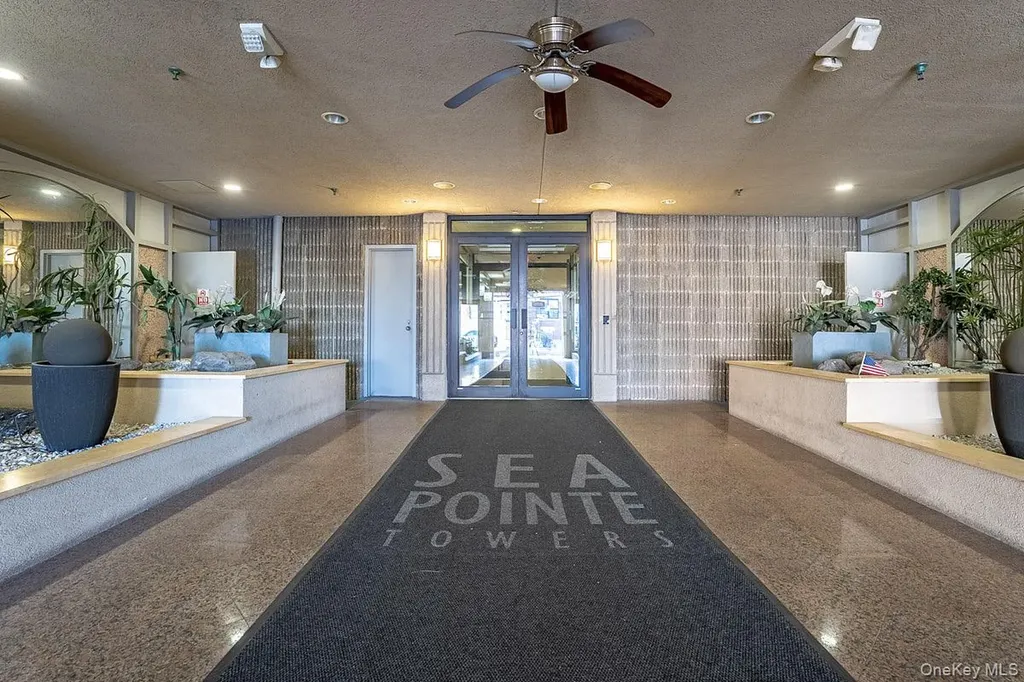 360 Shore Road Long Beach NY 11561