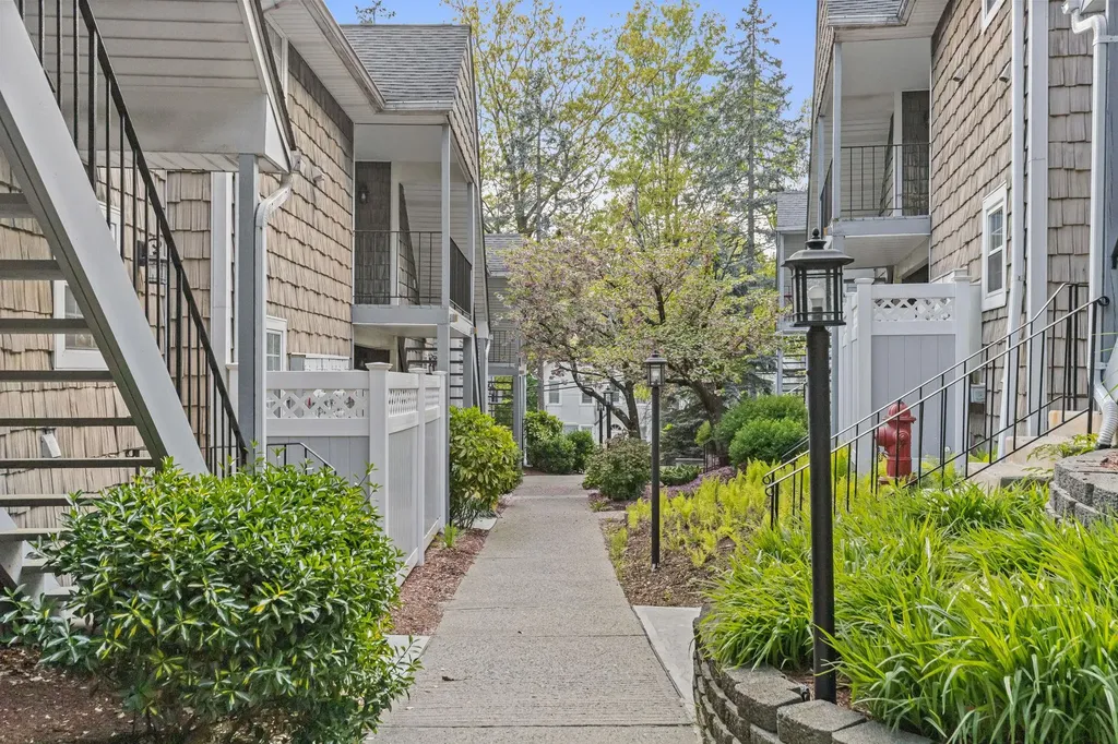 130 N Kensico Avenue White Plains NY 10604