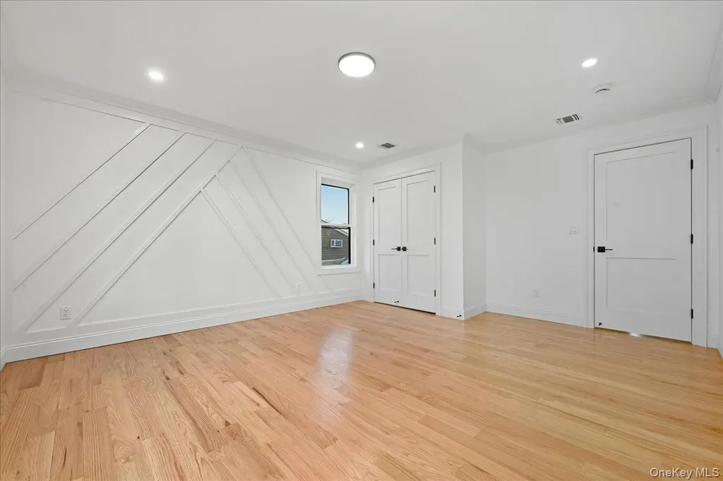319 Blacksmith Road W Levittown NY 11756