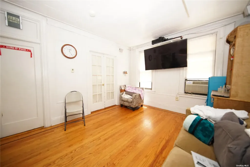 40-45 99th Street Corona NY 11368