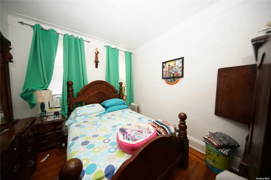 40-45 99th Street Corona NY 11368