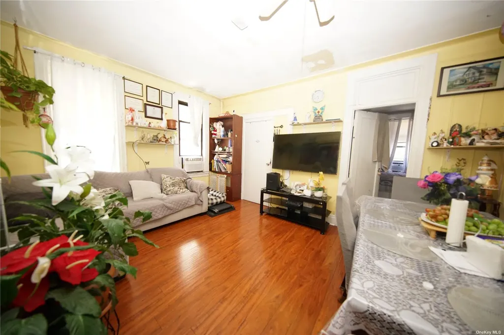 40-45 99th Street Corona NY 11368