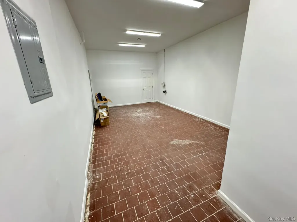 6904 15th Avenue Brooklyn NY 11228