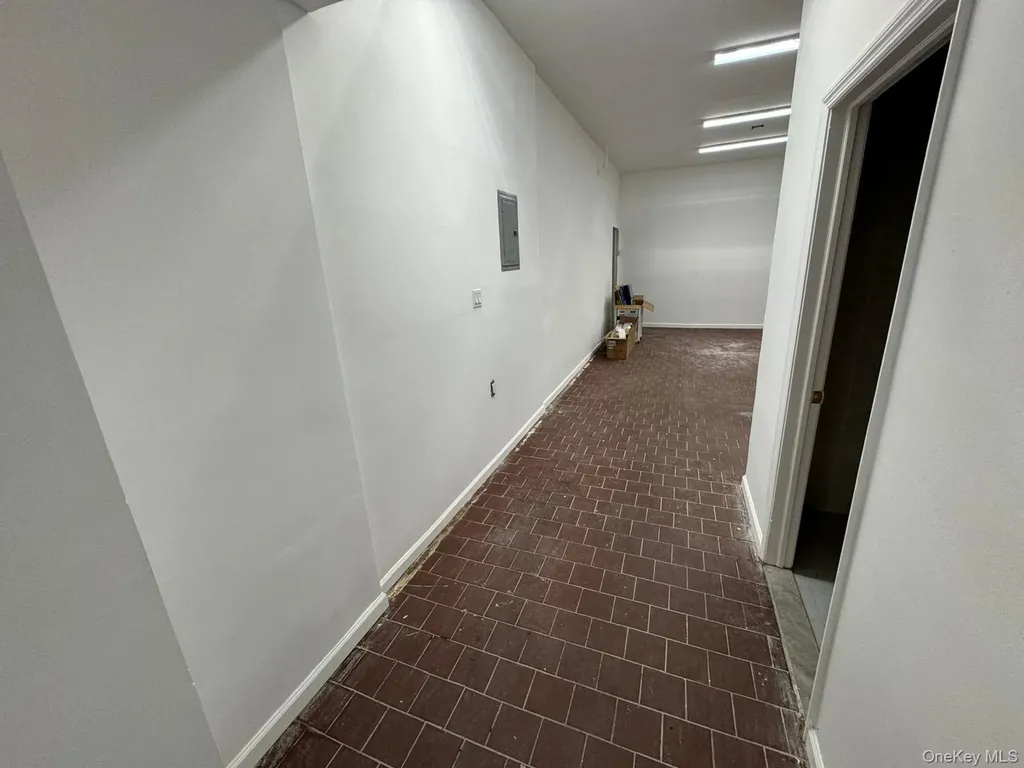 6904 15th Avenue Brooklyn NY 11228