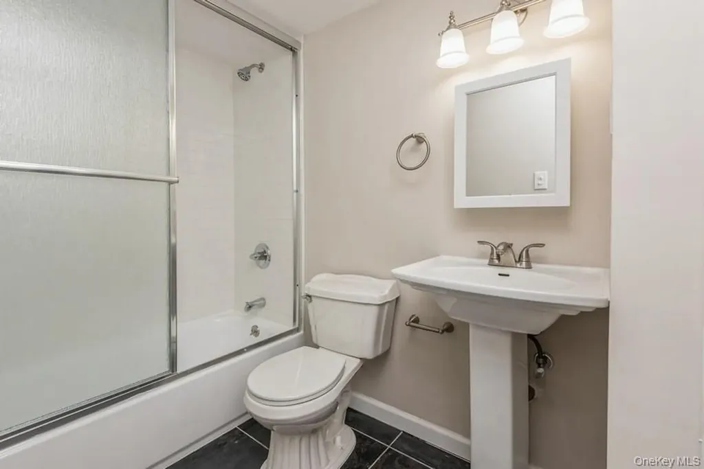 2399 Union Boulevard Islip NY 11751