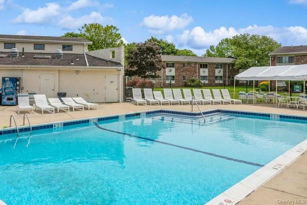 2399 Union Boulevard Islip NY 11751