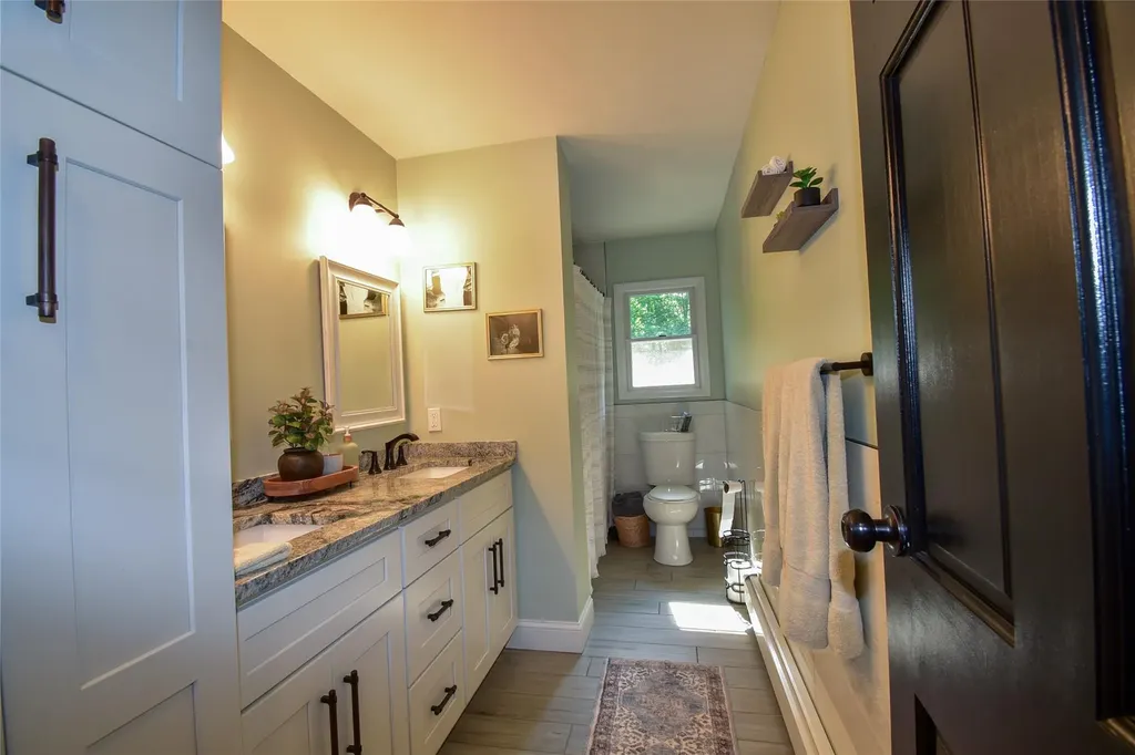5 Dartmouth Road Shoreham NY 11786