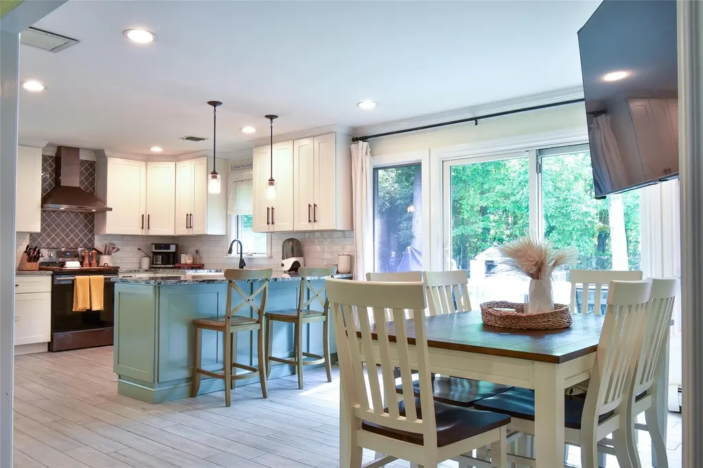 5 Dartmouth Road Shoreham NY 11786