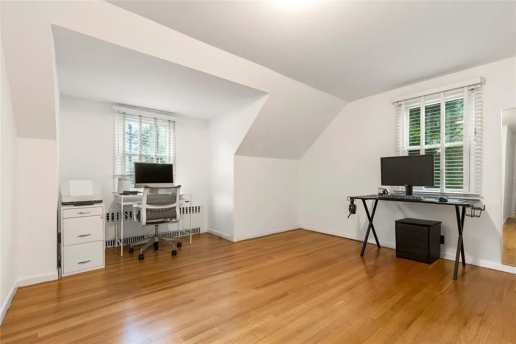 89 Oakland Avenue Harrison NY 10528