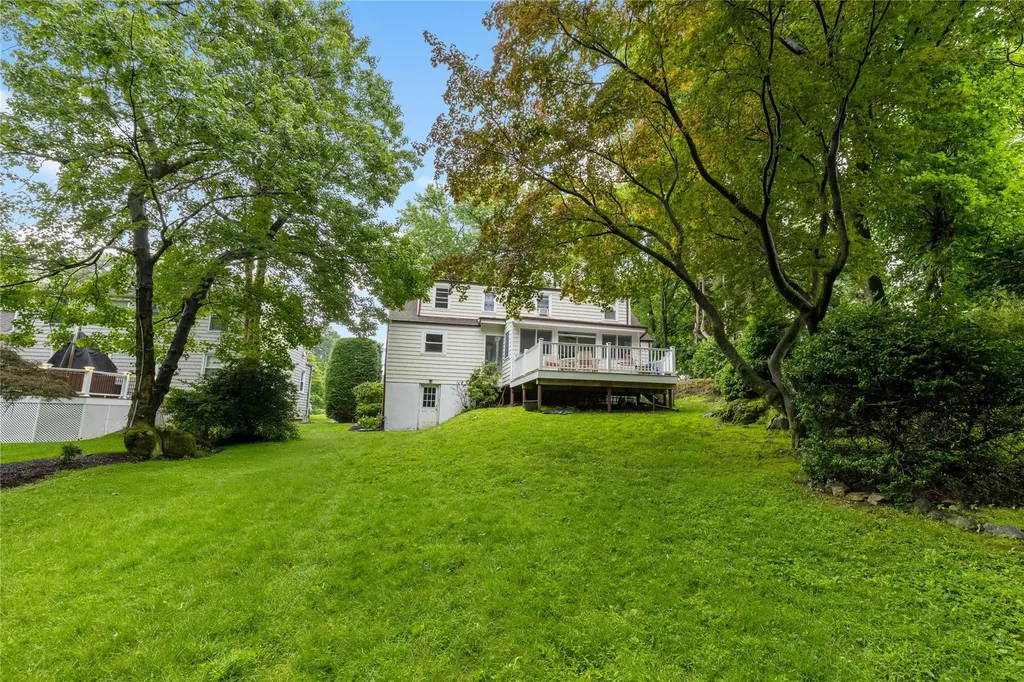 89 Oakland Avenue Harrison NY 10528