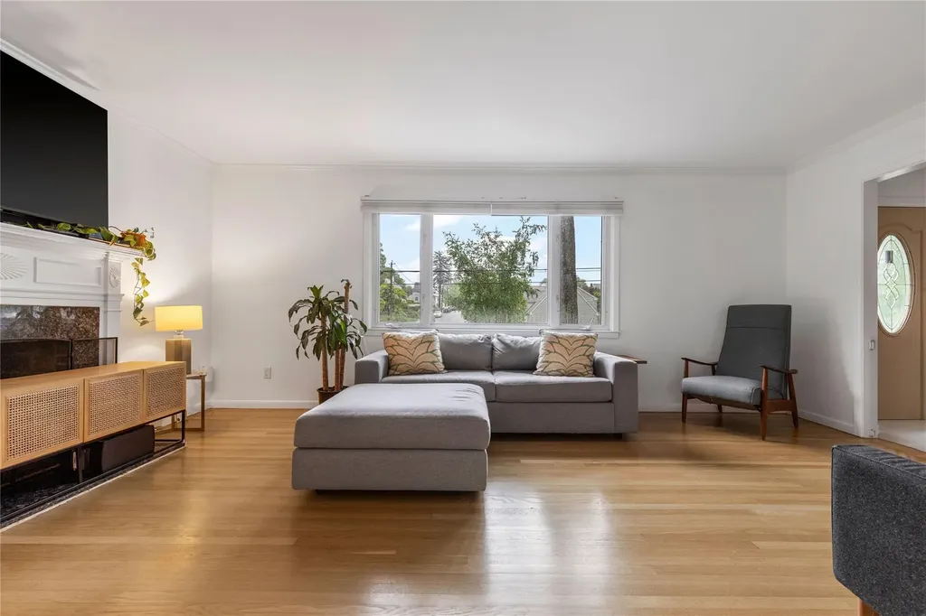 89 Oakland Avenue Harrison NY 10528