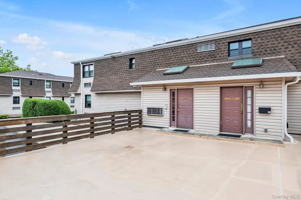 1337 Broadway Hewlett NY 11557