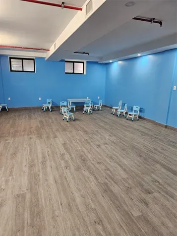 10525 65th Road Forest Hills NY 11375