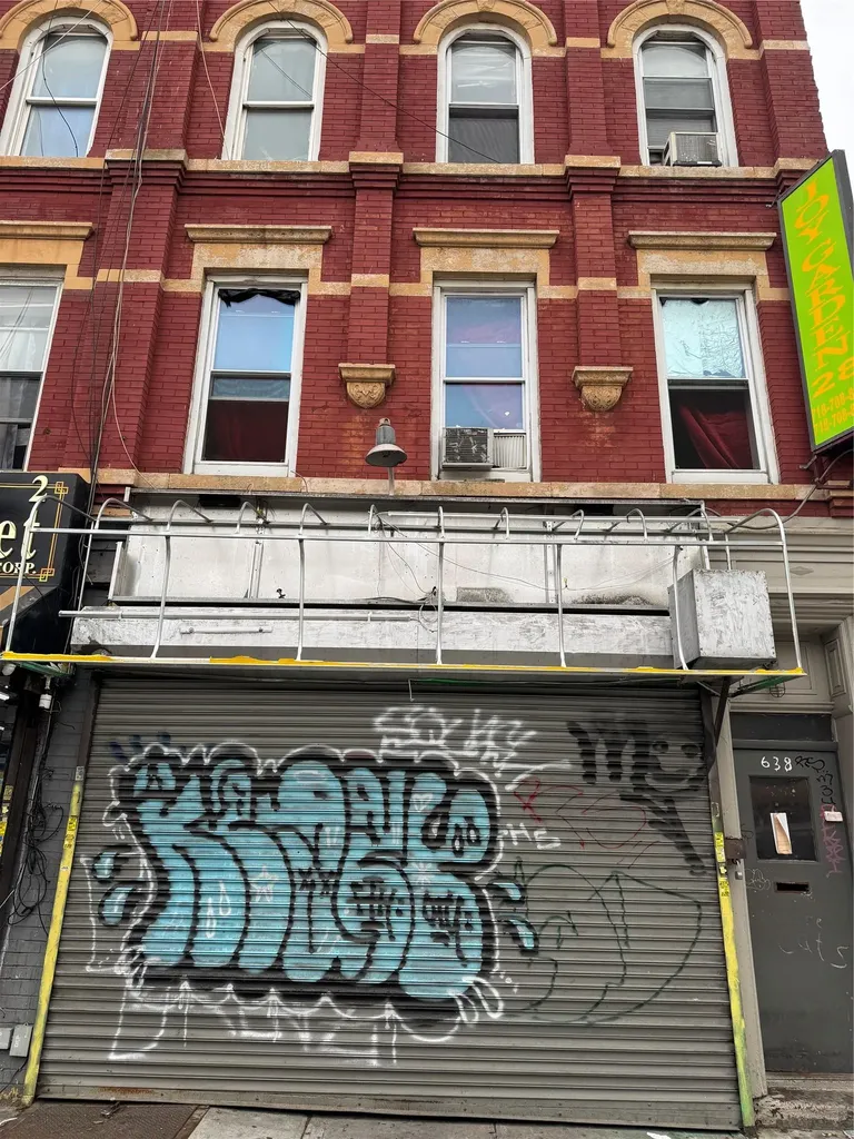 638 Blake Avenue Brooklyn NY 11207