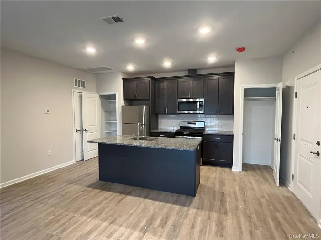 313 Tower Ridge Circle Middletown NY 10941