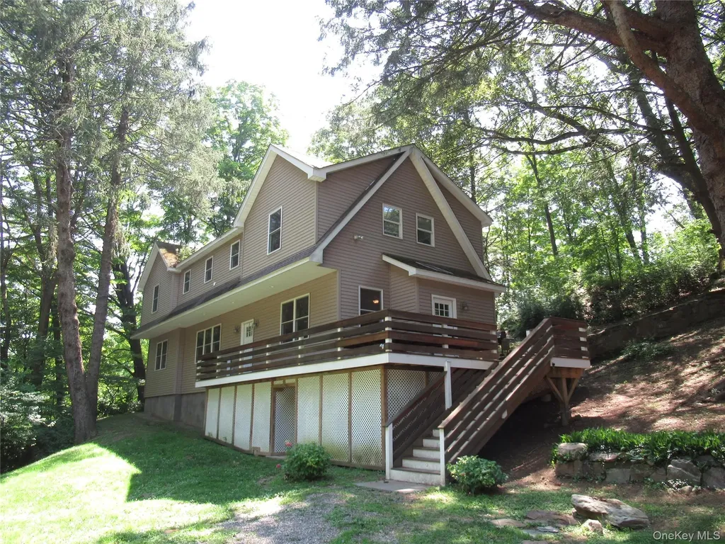 101 Bundy Hill Road Holmes NY 12531
