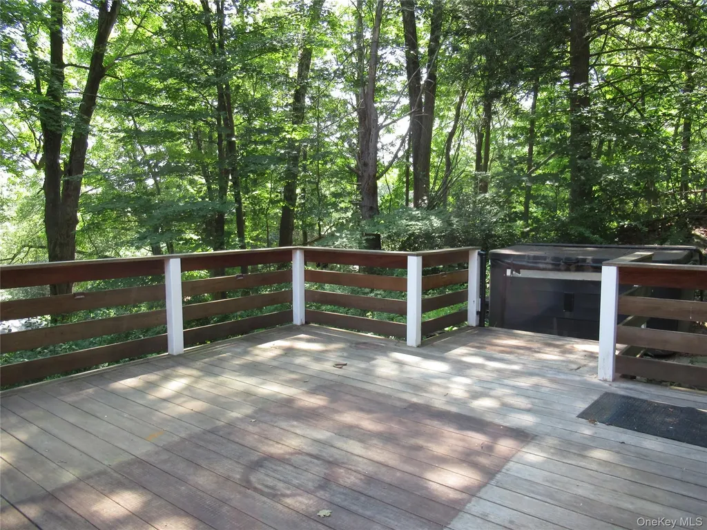 101 Bundy Hill Road Holmes NY 12531