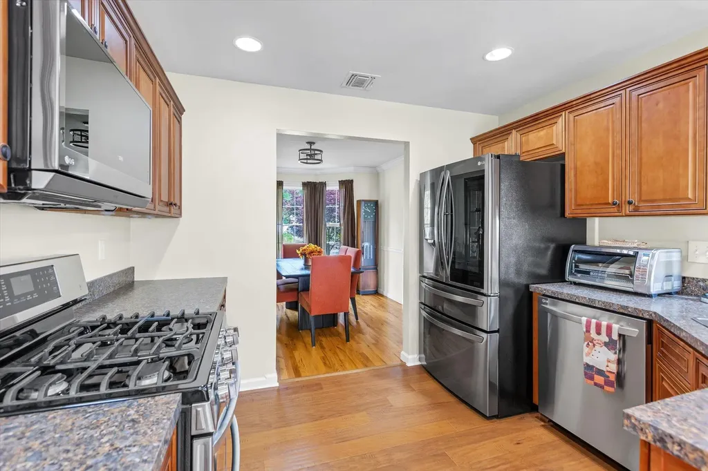 3 Horstead Court Yaphank NY 11980