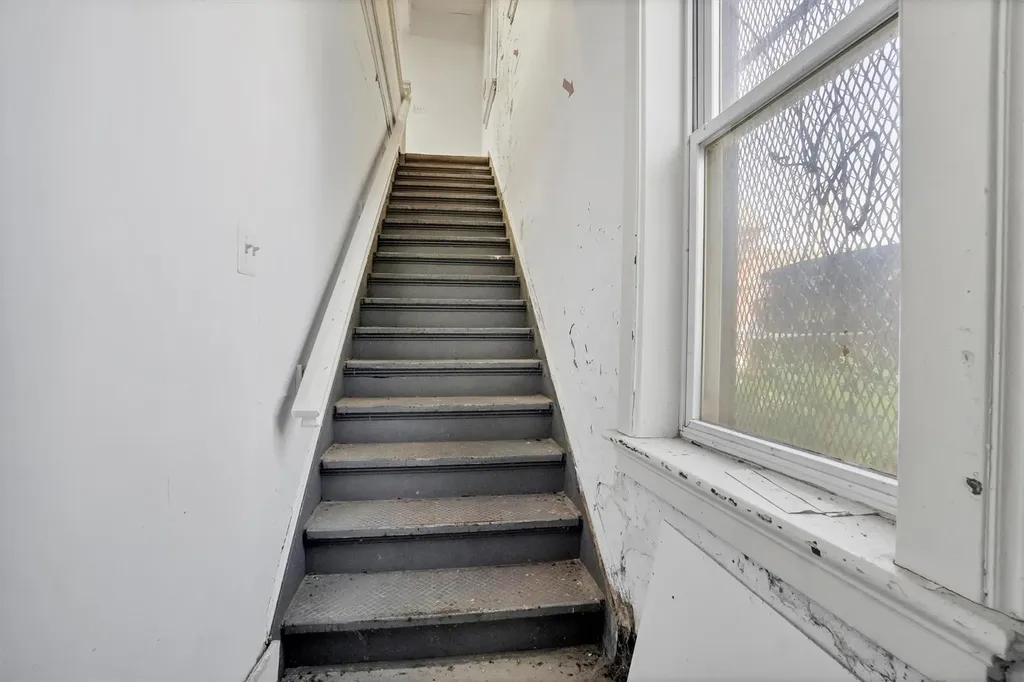 24 John Street Middletown NY 10940