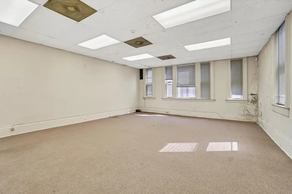 24 John Street Middletown NY 10940