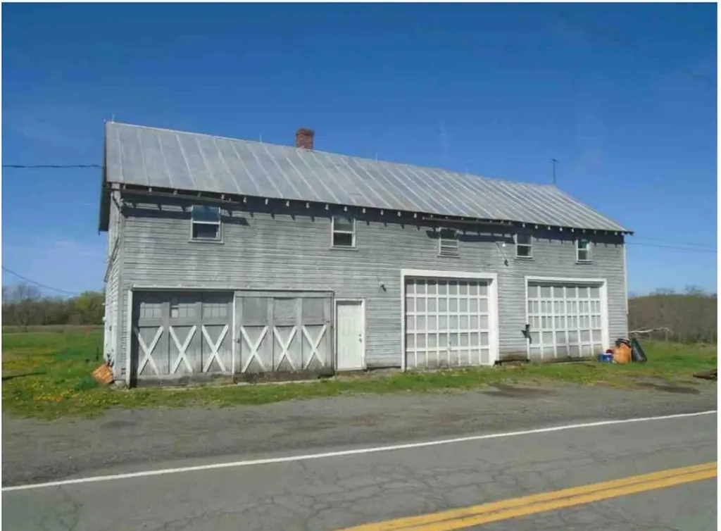 166 Fingar Road Hudson NY 12534