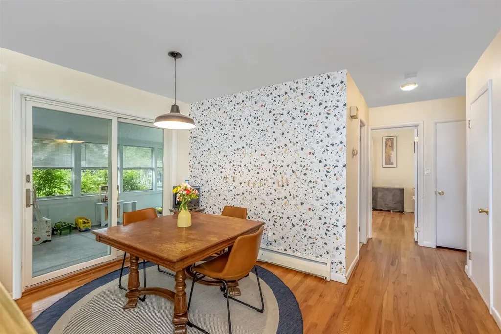 35 Circle Drive Hyde Park NY 12538