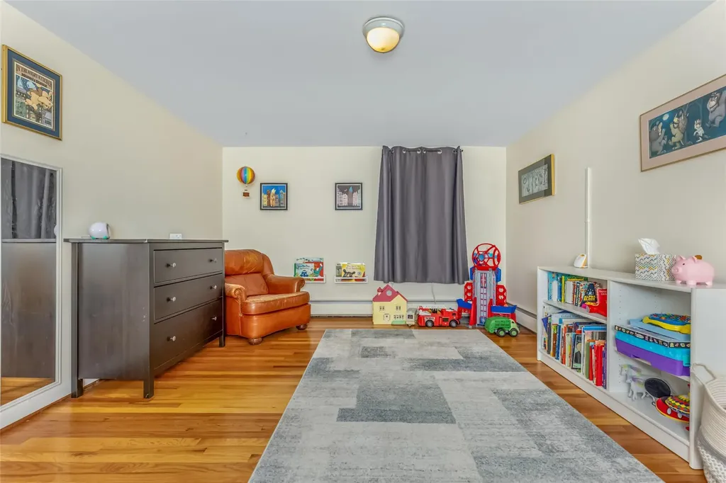 35 Circle Drive Hyde Park NY 12538