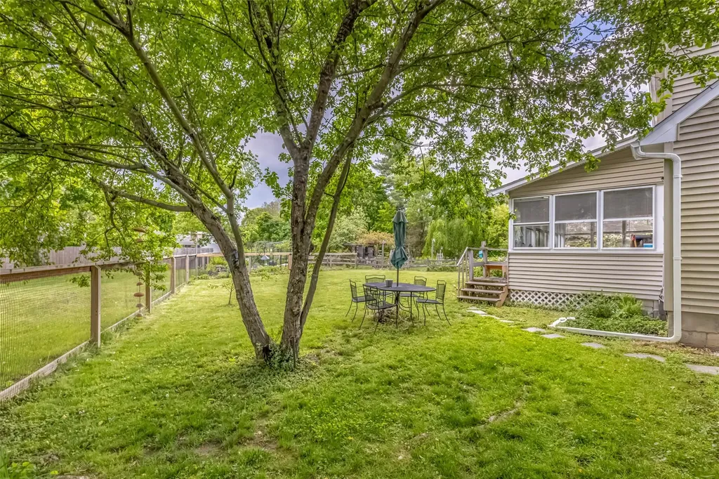 35 Circle Drive Hyde Park NY 12538