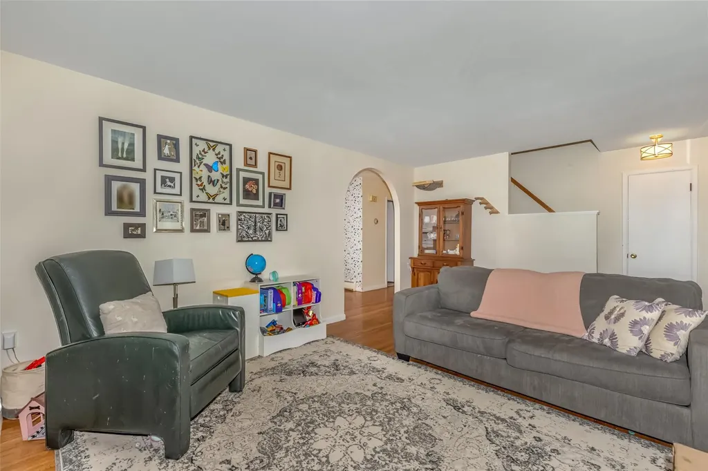 35 Circle Drive Hyde Park NY 12538