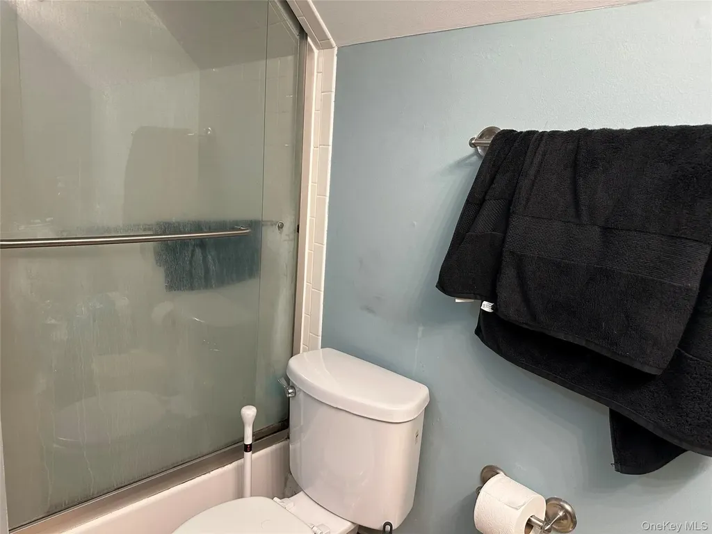 2 Hamilton Court Coram NY 11727