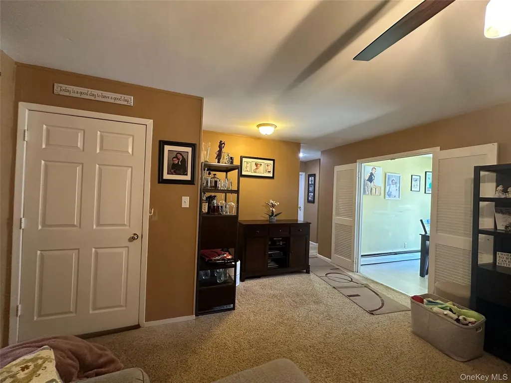 2 Hamilton Court Coram NY 11727