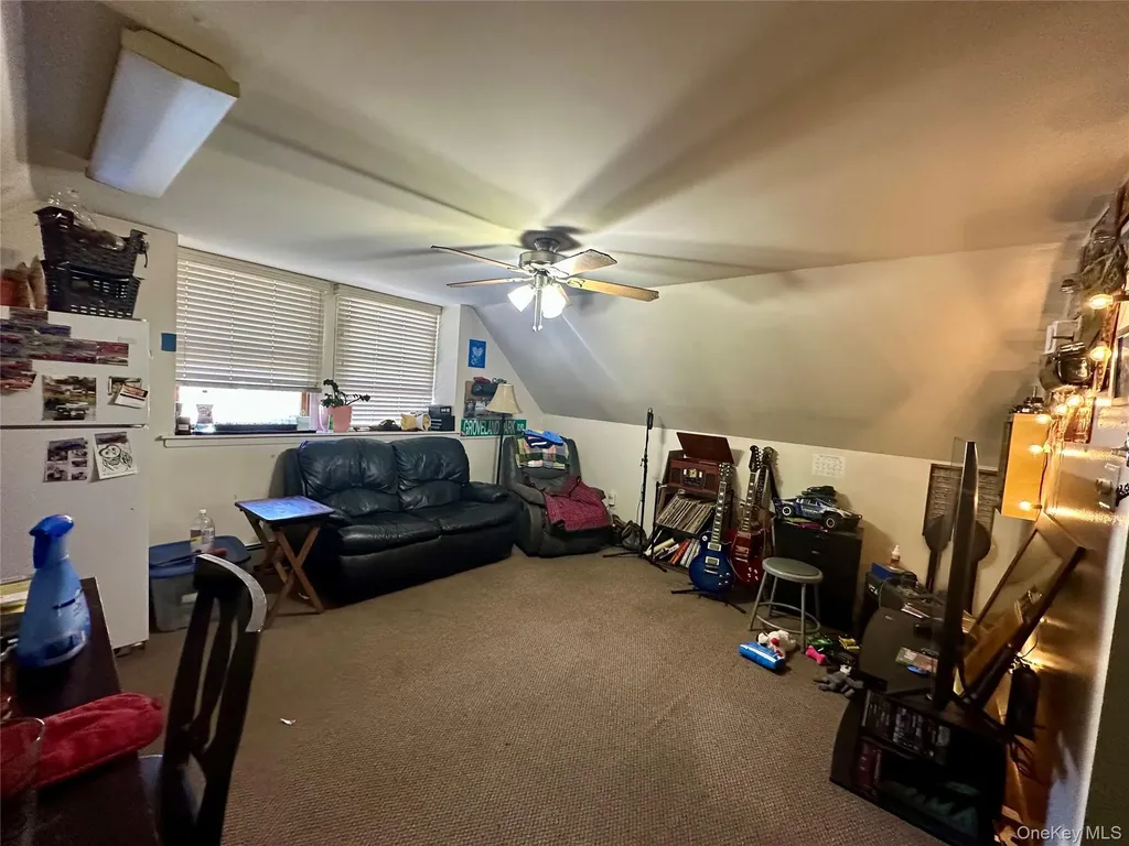 2 Hamilton Court Coram NY 11727