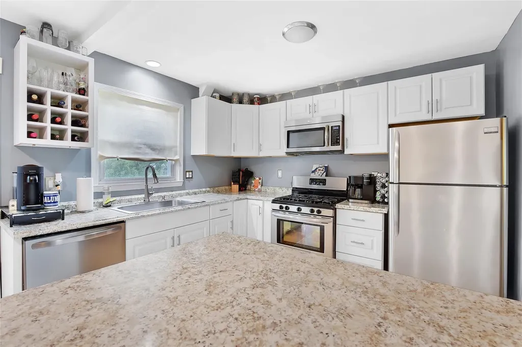 16 Beth Drive Middletown NY 10941