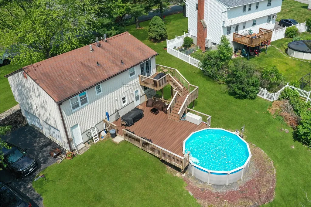 16 Beth Drive Middletown NY 10941