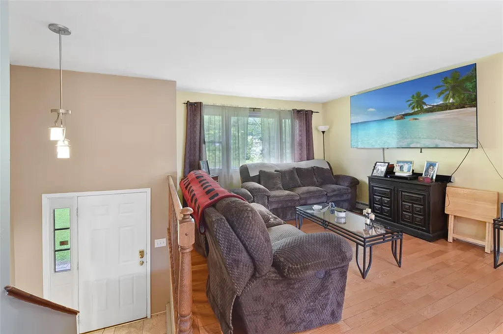 16 Beth Drive Middletown NY 10941