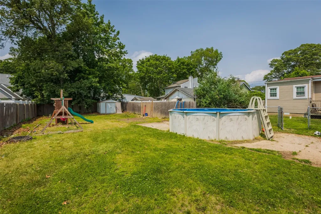 72 Parkway Boulevard Ronkonkoma NY 11779