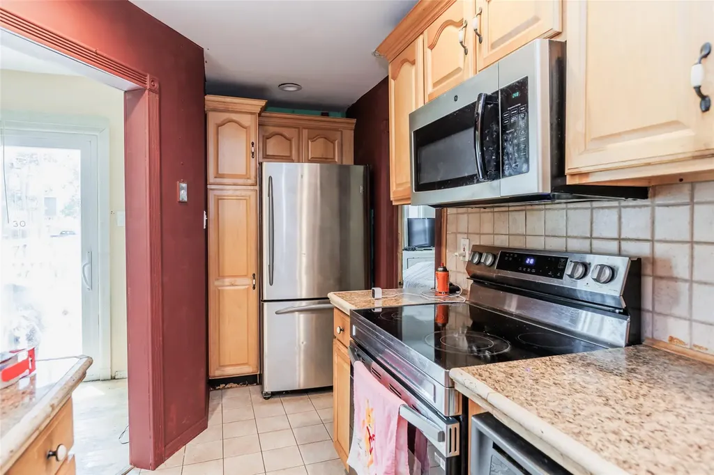 72 Parkway Boulevard Ronkonkoma NY 11779