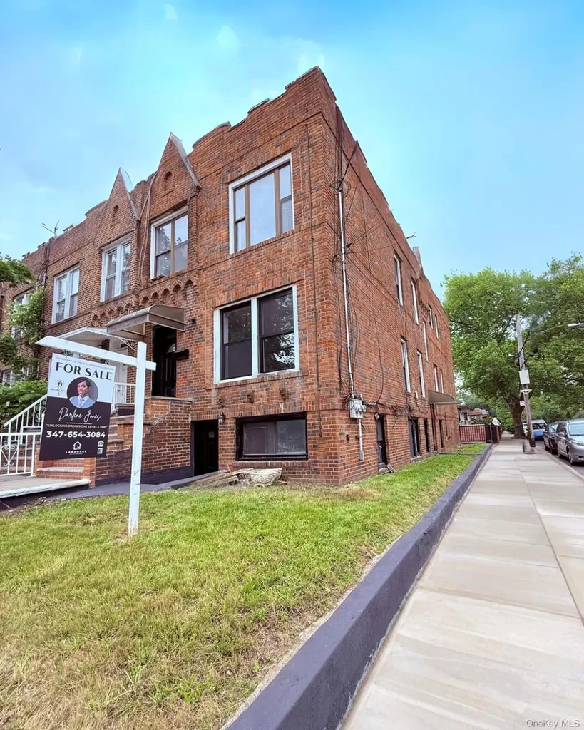 589 Lenox Road Brooklyn NY 11203