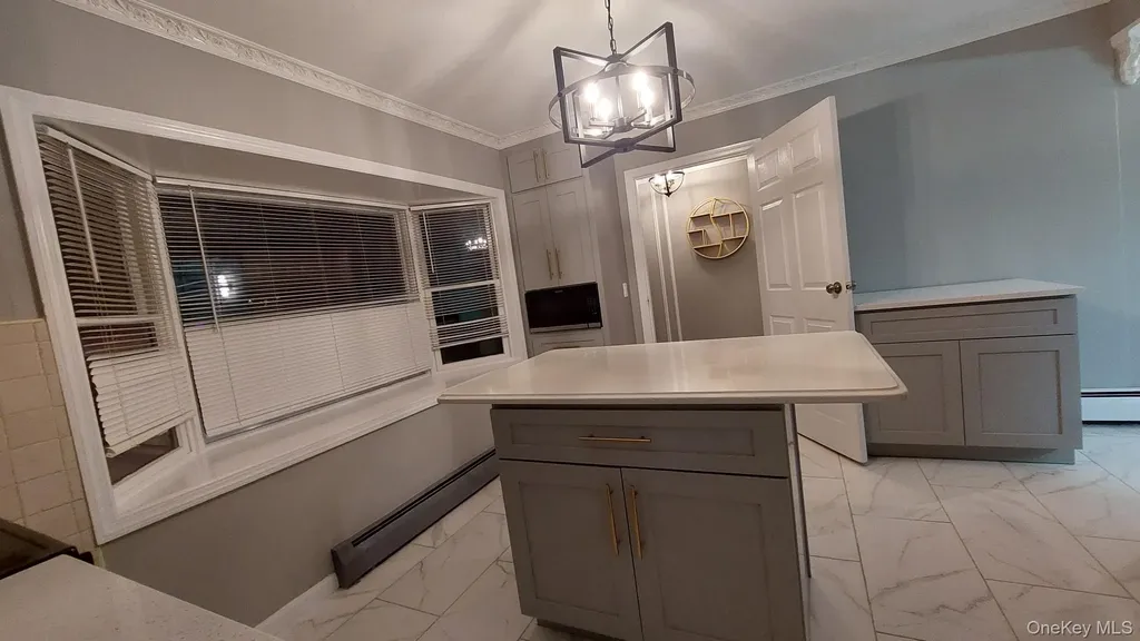 95 Lantern Road Hicksville NY 11801